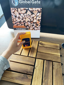 Baldosas de Madera para Exterior Viet Wood 300x300mm, Contemporáneas, Impermeables, Antideslizantes, Ecológicas, Encajables, de Acacia Vietnamita, Acabado Mate - Product Image 5