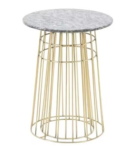 Mesa de centro redonda de hierro con marco de metal duradero y superficie lisa, perfecta para decoración de cafeterías, casas y salones - Product Image 5