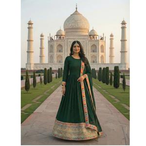 Robe Anarkali avec broderie sur toute la surface, travail de séquence, en faux georgette lourd, tenue de soirée, robe Anarkali prête à porter - Product Image 1