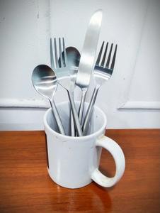 Ensemble de couverts en argent simple Vaisselle parfaite pour les avions à usage domestique et les entreprises Fabriquée à la main en Inde - Product Image 6