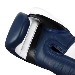 Gants de boxe de haute qualité 2025 imperméables respirants légers pour hommes femmes Coupe ample Gants d'entraînement en cuir pour sparring - Product Image 3