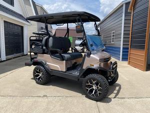 Offre pour les nouveaux voiturettes de golf électriques Club Car 2022 avec 3-4 sièges et une autonomie de 90 km. Offre disponible pour les nouveaux modèles électriques 2022. - Product Image 4