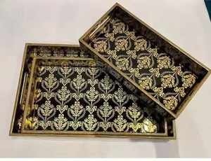 Elegante bandeja esmaltada con estampado floral vintage de madera de gran tamaño para servir en la cocina o el hogar - Product Image 4