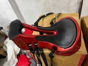 Sillín de resistencia de árbol de fibra "Classic Saddle" disponible en muchos colores, duradero, ligero y duradero al mejor precio - Product Image 4