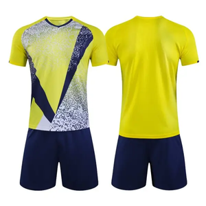 Ensembles d'uniformes de football les plus vendus en gros 2023 uniformes sublimés personnalisés de haute qualité maillots de football uniformes Football - Product Image 3