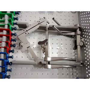 Système d'écarteur professionnel CS Classic en acier inoxydable de qualité allemande Ensemble d'écarteur certifié CE Instrument chirurgical manuel - Product Image 2