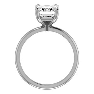 Bague solitaire SHREYA DIAM en moissanite taille émeraude, sertie de griffes en argent 925, style minimaliste classique, pour femme - Product Image 2