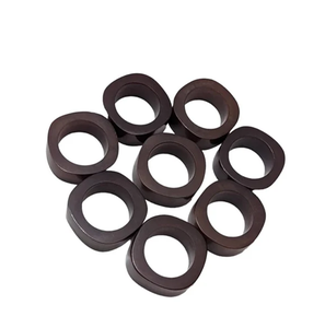 Rond de serviette carré en métal Design tendance Expériences de restauration élégantes Articles de rond de serviette à des coûts raisonnables - Product Image 6