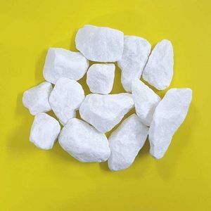 Vietnam Blanc Calcaire Morceau Granulaire Nombreux Disponibles Taille Haute Teneur En Carbonate De Calcium Approvisionnement Direct D'usine Emballage En Vrac - Product Image 1