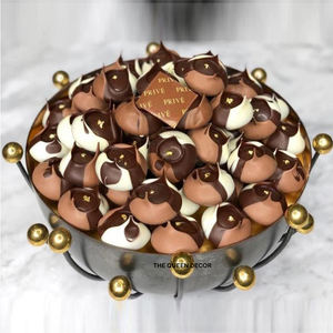 Nouveau Bol à Chocolat Design en Métal pour Servir des Dattes et Autres Douceurs à Prix Raisonnable - Product Image 1