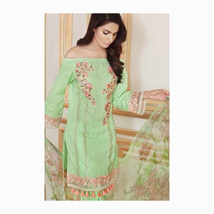 Traje paquistaní festoneado Georgette bordado de diseño premium para mujer de moda étnica india en azul marino a precios a granel OEM - Product Image 3