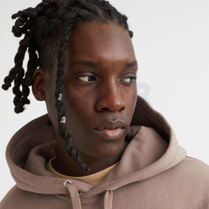 Venta al por mayor directa de fábrica: Sudadera con capucha clásica de algodón 100% de 300 g/m², corte regular, lisa, con bordado de logotipo personalizado, térmica, 2 piezas. - Product Image 6