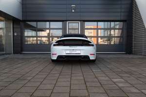 รถ SUV ปี 2025 รุ่น 911 Carrera T มือสอง สภาพดี เครื่องยนต์เบนซิน 4.1-6 ลิตร เทอร์โบ 394 แรงม้า ล้อแม็ก R20 ภายในสีเข้ม เครื่องยนต์แบบสันดาป - Product Image 6