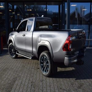 Fairly Used Toyotai Hilux 4x4 Hilux Diesel Pickup 2.4L LED Camera Electric Metal Leather Turbo Dark Multi-function ACC Automatic - Product Image 2
