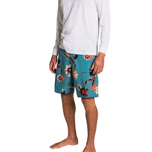 Maillot de bain de rue haute personnalisé pour hommes, short de bain de fitness, logo à motif solide imprimé par sublimation, personnalisable pour la plage - Product Image 3