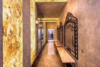 Pierres Décoratives Modernes en Ardoise Indienne Effet Automnal Ultra-Mince Translucide Doré Luxe Anti-Acide Écologique pour Mur Extérieur de Salon