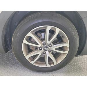 Hyundai Santa Fe DM 2013, Diésel, 2WD, 2.0 Premium, SUV, Motor Turbo, Transmisión Automática/Manual, Neumáticos R18, Volante a la Izquierda, Usado, Color Oscuro - Product Image 5