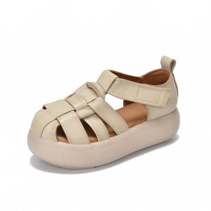 รองเท้าแฟชั่นผู้หญิงแบบสวม พื้นหนา สไตล์ลำลอง รองเท้าผ้าใบหุ้มข้อสูง พื้นหนา - Product Image 4