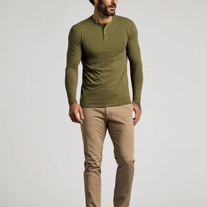 Chemises à manches longues pour hommes très vendues, de haute qualité, respirantes, à séchage rapide, col montant, en tissu satiné, fabriquées au Pakistan, vente en gros - Product Image 4