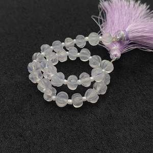 Perles de citrouille en pierre de 8 pouces de long à facettes en quartz de glace naturelle sculptée en pierres précieuses fournies d'Inde - Product Image 1