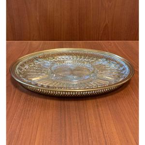 Plateau rond de haute qualité en laiton métallique de qualité supérieure conception complexe utiliser plateau de service pour les centres de table au meilleur taux - Product Image 1