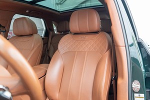 IMPRESIONANTE Bentley Bentayga W12 2017 CON TRANSMISIÓN AUTOMÁTICA Y MOTOR V8 - Product Image 3