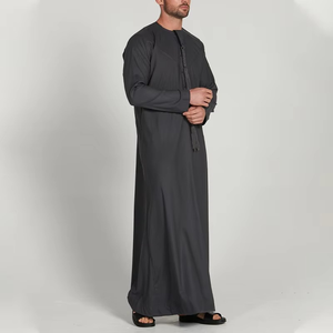 Offre Spéciale 2025 plaine tenue décontracté nouveau gros personnalisé hommes à la mode vêtements islamiques Thobes taille adulte - Product Image 6