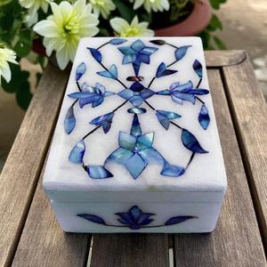 กล่องเครื่องประดับหินอ่อนทำมือสำหรับต่างหูแหวนและที่เก็บของที่ระลึกจากอินเดีย - Product Image 1