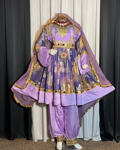 Robe de fête et de mariage afghan en velours afghan fait à la main traditionnel brodé pour femmes robe tribale taille personnalisée robes pour femmes à vendre 106 - Product Image 5