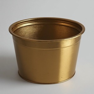 Pot de tuyau décoratif antique en laiton doré fait à la main de luxe parfaitement conçu pour la décoration de jardin saisonnière élégante - Product Image 6