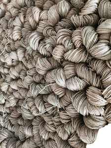 Kit de fil naturel à prix avantageux : Fibre de jonc, herbe marine et raphia pour l'artisanat tissé à la main, approvisionnement en gros. - Product Image 4