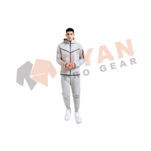 ชุดวอร์มกีฬาฤดูหนาวแบบมีฮู้ดคุณภาพสูงสำหรับผู้ชาย ระบายอากาศได้ดี ผลิตจากโพลีเอสเตอร์ รับผลิตแบบ OEM พร้อมโลโก้สำหรับการฝึกซ้อม - Product Image 1