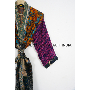 Kimono de Seda Vintage Japonés para Mujer, Kimono Largo con Estampado Floral Suave, Bohemio, Alta Moda, Ropa de Playa, Otoño - Product Image 5