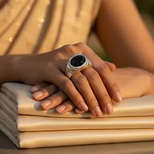 Anillo de Piedra Preciosa Ovalada de Plata de Ley 925 con Baño de Rodio de 14K y Piedra Negra, Anillo con Engaste de Bisel para Hombre - Product Image 3