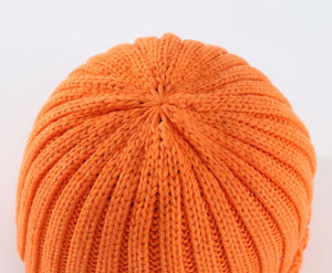 หมวกบีนนี่ผู้ชาย ลายตัวอักษร สไตล์วินเทจ สำหรับฤดูหนาว ทำจากอะคริลิก 100% คุณภาพสูง น้ำหนักมาก รับผลิตตามสั่ง พร้อมสกรีนโลโก้ - Product Image 5