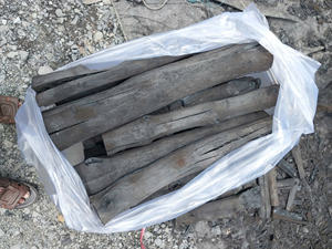 Charbon de bois naturel d'eucalyptus pour barbecue charbon de bois à combustion longue du Vietnam pour restaurant - Product Image 2