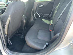 Usado 2019 J * EEP Renegade Sport - Product Image 5