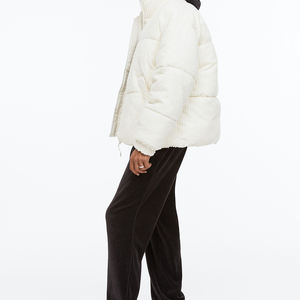 Logo personnalisé Pantalons de survêtement Private Label Slim Fit Polyester Workout Skinny Fitness Technique brodée à motif droit - Product Image 3