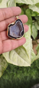 Best Selling Premium Quality Druzy <b>Black</b> Agate Crystal <b>Pendants</b> <b>Necklace</b> Wholesale Natural Semi-Precious Stone Crafts Gift Geode - Product Image 5