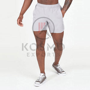 กางเกงขาสั้นออกกำลังกายผ้าโพลีเอสเตอร์สำหรับผู้ชายมีคุณสมบัติกันรอยยับไม่ยับสำหรับเล่นกีฬาในยิมกางเกงขาสั้นใส่ออกกำลังกายแบบลำลอง - Product Image 2