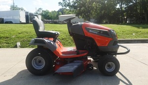 Cortadora de Césped Industrial TS 142K de 42 Pulgadas, Motor de Gasolina de 4 Tiempos y 196 cc, Potencia de 5000 W, Altura Máxima de Corte de 1000 mm - Product Image 2