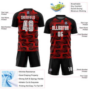 Uniforme de fútbol Premium al por mayor, diseños transpirables auténticos con control de humedad y costuras fuertes para academias, escuelas y clubes - Product Image 5