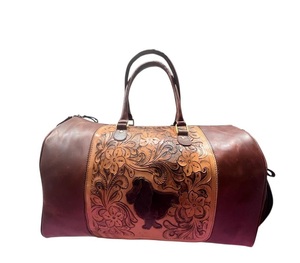 Bolsa de Viaje de Cuero Artesanal con Patrón Grabado, Bolsa de Viaje Espaciosa para Cabina, Bolsa de Almacenamiento para Viajes Cortos - Product Image 6