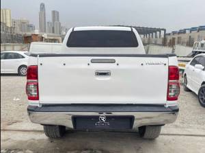 Camioneta Usada Toyota Hilux Vigo Doble Cabina 3.0 -4D Turbo Diésel 4WD Manual con Volante a la Derecha, Año 2015 |   Listo para Exportar - Product Image 6