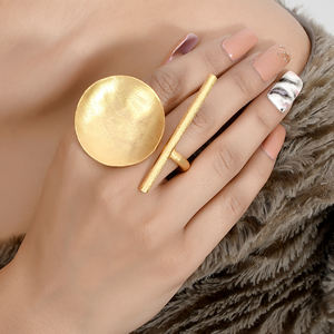 Creative Design <b>Plain</b> Polished Designer Brass Gold Plated Women Jewelry Band <b>Ring</b> Wholesale Supplier At Best Quality - Product Image 5