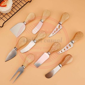 Logo personnalisé Couteau à fromage Fourchette Ensemble d'outils Couteau à fromage de cuisine en acier inoxydable avec manche en bois - Product Image 3