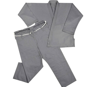 Equipo de entrenamiento de Judo para adultos construido con una cómoda mezcla de algodón y fuerza mejorada gracias al corte automatizado de precisión - Product Image 2