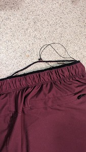 Short décontracté coupe ajustée pour hommes, confortable, élégant, motif solide, tissage non tissé pour la salle de sport pour l'été - Product Image 4