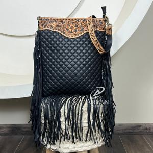 2025 nueva moda de lujo a mano con entramado de diamantes bandolera con flecos grandes para mujer bolsos de hombro de cuero acolchado occidental - Product Image 1