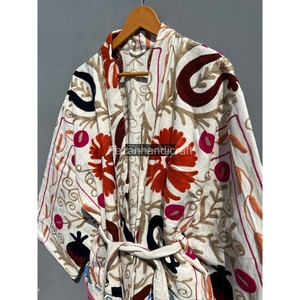 Kimono de tela Suzani con bordado uzbeko Floral para mujer, albornoz de algodón indio al por mayor para primavera Resort, ropa de dormir - Product Image 4